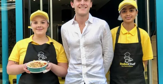 photo  angers, rue des poëliers, le 18 juin 2025. à 23 ans, elyot ameline est à la tête de robochef.  &copy;  co 