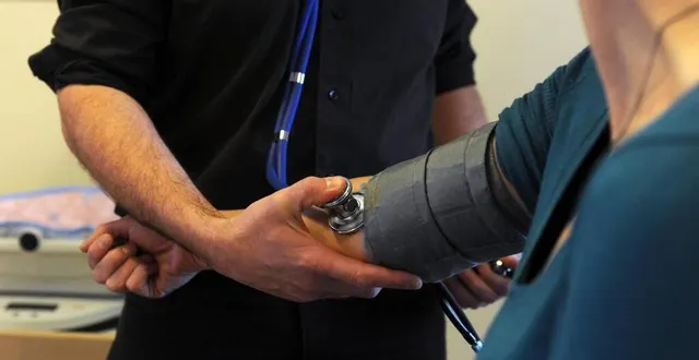 photo  la santé est l’une des priorités de la communauté de communes du maine saosnois.  &copy;  archives le courrier de l’ouest – laurent combet 