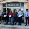 photo les signataires de la convention citoyenne entre l’état, la gendarmerie et les communes de montmirail, courgenard et lamnay.