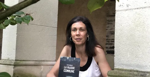 photo  angers, musée jean-lurçat, le 11 juin 2025. elsa aguilar vient de publier son premier roman, « la fausse commune », dans lequel elle adresse quelques clins d’œil à l’anjou, à l’image de l’apocalypse de saint-jean.  &copy;  co 