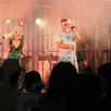 photo le groupe la belle famille et ses reprises de variétés internationales ont fait danser la place raphaël-élizé en fin de soirée, samedi 21 juin 2025, à sablé-sur-sarthe.