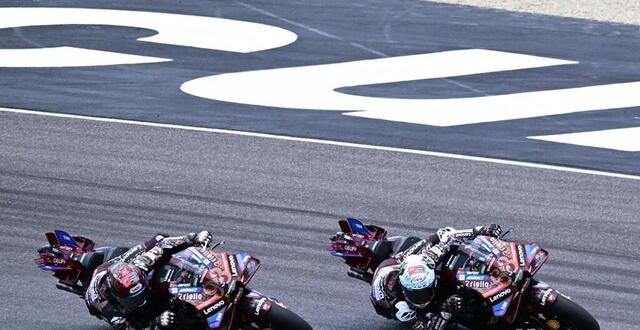 photo francesco bagnaia et marc marquez montaient des motos d’un inhabituel rouge grenat à l’occasion du grand prix d’italie 2025. © afp