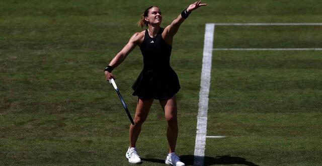 photo maria sakkari lors de son premier tour à bad homburg, ce dimanche 22 juin 2025. © dean mouhtaropoulos / afp