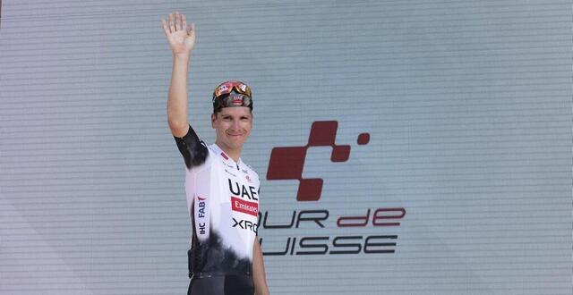 photo joão almeida a remporté la 8e étape du tour de suisse et par la même occasion le classement général au détriment de kévin vauquelin. © gian ehrenzeller / epa/maxppp