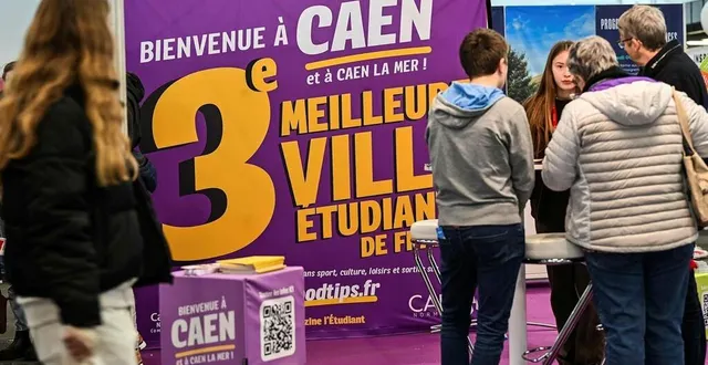 photo  en 2024, caen était sur la troisième marche du podium des meilleures villes étudiantes établi par le média l’étudiant. de quoi faire la fierté de la collectivité qui affichait ces derniers mois, au salon de l’étudiant et de l’orientation, cette performance accompagnant une hausse continue des effectifs caennais.  &copy;  mathis harpham / ouest-france 