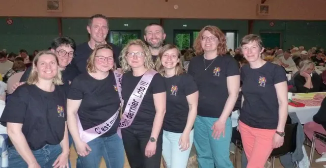 photo  audrey emonet, accompagnée de séverine brillant sont les deux mamans du groupe qui vivent cette année les animations pour la dernière fois, leurs enfants allant au collège l’an prochain.  &copy;  ouest-france 