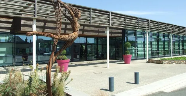 photo  la passerelle bénéficie d’une architecture remarquable.  &copy;  ouest-france 