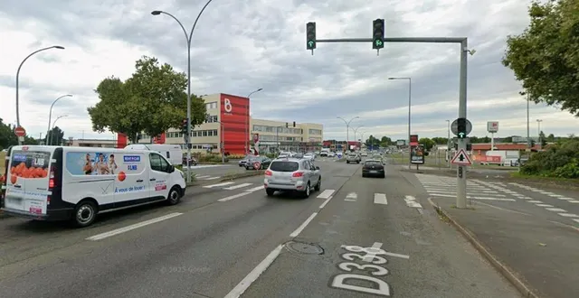 photo  l’accident s’est produit au carrefour des boulevards d’estienne-d’orves et pierre-piffault, au mans (sarthe).  &copy;  capture écran/google street view 
