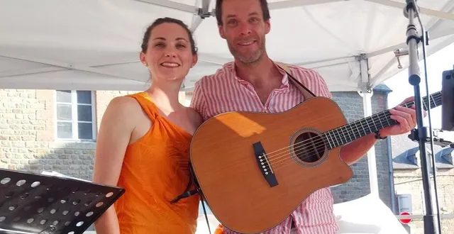 photo  le duo sooz, constitué de la chanteuse et pianiste prisca et du musicien guillaume, animera l’aqua’concert au centre aquatique.  &copy;  ouest-france 