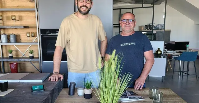 photo  thomas delaunay et michel lhermite au showroom de saint-melaine  &copy;  co 