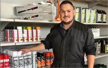 photo  romain dezecot est au service des acteurs du monde agricole.  &copy;  le maine libre 