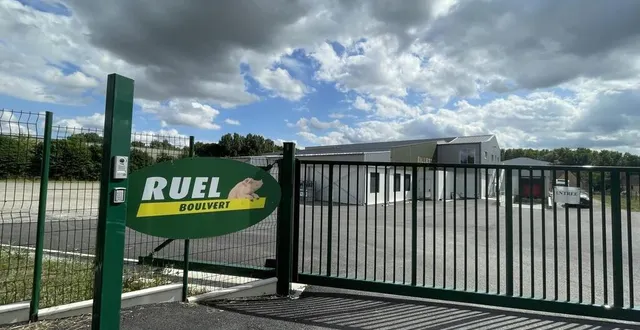 photo  un repreneur prendra-t-il la suite de la charcuterie ruel, située dans la zone artisanale de la taille, à bonnétable ?  &copy;  le maine libre 