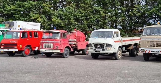 photo  des véhicules de l’association normande d’anciens utilitaires.  &copy;  ouest-france 
