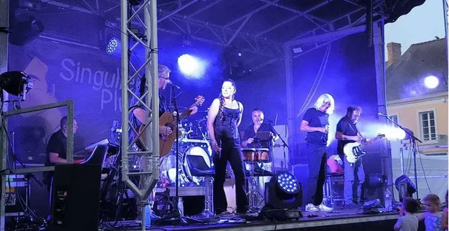 photo  le groupe singulier pluriel a beaucoup plu.  &copy;  le maine libre 