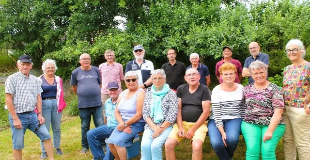 photo  l’association des jardiniers sarthois, section mamertine, a fêté la belle saison autour d’un verre, un moment convivial sous un ciel complice.  &copy;  le maine libre 