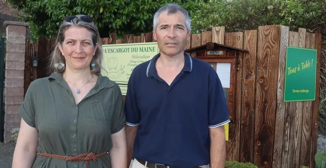 photo  hugues et géraldine millot posent devant leurs deux enseignes.  &copy;  le maine libre 