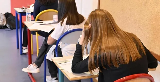 photo  plus de 850 000 collégiens vont passer le diplôme national du brevet (dnb) en cette fin juin 2025.  &copy;  thierry creux/archives ouest-france 