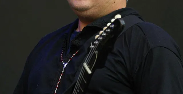 photo  peter doherty, ici sur la scène de glastonburry, en 2022, sera en concert au mans le 7 novembre.  &copy;  archives afp 