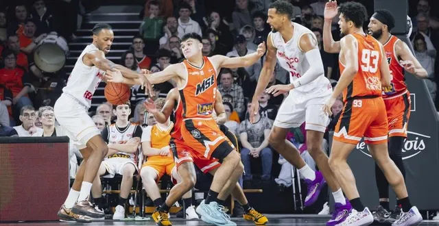photo  le msb affrontera le paris basketball en demi-finales de la supercoupe, le 20 septembre.  &copy;  dominique breugnot 