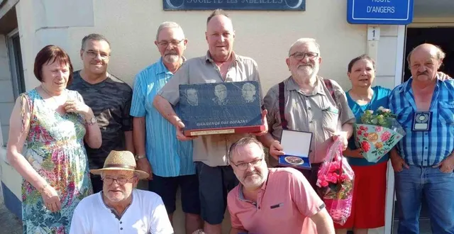 photo  le challenge un sociétaire un invité de la société de boule de fort les abeilles de saint-barthélemy-d’anjou a réuni 36 équipes. la finale, jouée samedi 21 juin, s’est terminée par la victoire de joël rivault et gérard pinon opposés à jean-claude connant et wilfrid rékab, sur le score 12-6.  &copy;  co 