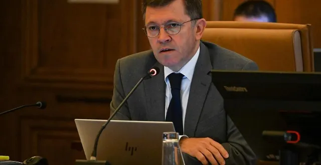 photo  le président philippe chalopin a présenté le rapport d’observations de la chambre régionale des comptes aux élus de baugeois-vallée.  &copy;  archives co – laurent combet 