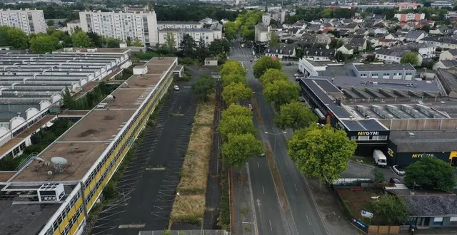 photo  angers, le 13 septembre 2022. une vue de l’ancienne usine thomson-technicolor d’angers qui a fermé le 11 octobre 2011.  &copy;  archives co le courrier de l’ouest 