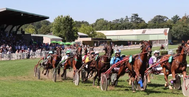 photo  neuf épreuves de trot attelé sont au programme de 4e rendez-vous de l’année sur l’hippodrome de sablé-sur-sarthe, dimanche 29 juin 2025.  &copy;  archives ouest-france 