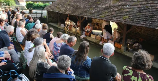 photo  le public n’a pas eu à regretter son déplacement à la découverte des lavandières du siècle dernier.  &copy;  ouest-france 
