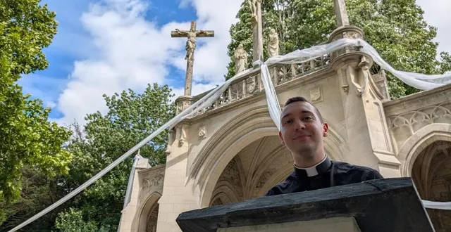 photo  matthieu débarre, 30 ans, sera le premier prêtre à être nommé en maine-et-loire depuis cinq ans.  &copy;  ouest-france 