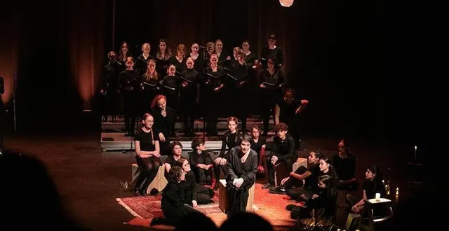 photo  la maîtrise des pays de la loire se produit dans des lieux prestigieux.  &copy;  marie pre´chac photographe 