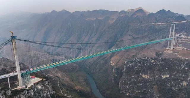 photo  une vue aérienne du pont en construction le 17 janvier 2025.  &copy;  photo : tao liang / xinhua via afp 