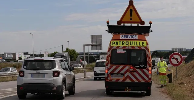 photo  un autre agent de la dirno a été percuté ce lundi 30 juin 2025.  &copy;  archives ouest-france 