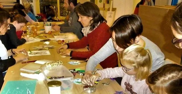 photo  un atelier bricolage en famille en décembre dernier.  &copy;  co 