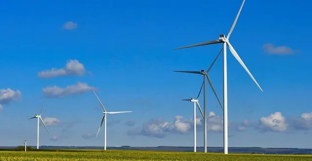 photo  ce projet consiste en l’implantation d’éoliennes industrielles sur un terrain proche du village des sablons, à terranjou.  &copy;  le maine libre – yvon loue 