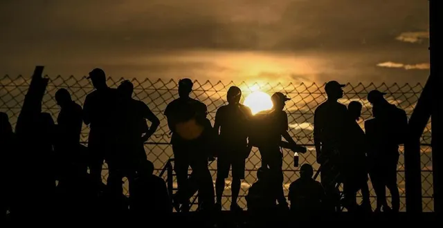 photo  le public des 24 heures du mans a eu droit à une édition chaude et ensoleillée.  &copy;  photo le maine libre - denis lambert 