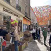 photo  le grand déballage s’installe dans les rues d’alençon (orne). 