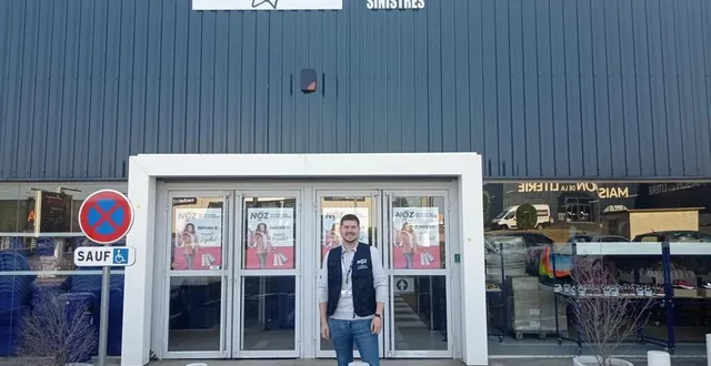 photo  matthieu radé, dirigeant du nouveau magasin noz, dans un bâtiment climatisé et avec un parking étendu, pour le confort des clients.  &copy;  ouest-france 