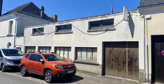 photo  le conseil municipal a validé l’acquisition d’un garage rue des écoles pour la somme de 15 000 €. après mise aux normes pour la sécurité incendie, ce local accueillera les archives communales et servira éventuellement de lieu d’entreposage pour l’école.  &copy;  ouest-france 