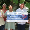 photo  thirot gilbert, résident de l’ehpad s’occupant des poules, marivie moreau, christine denis, présidente de l’amicale, jean-claude giteau et janine rodary. 