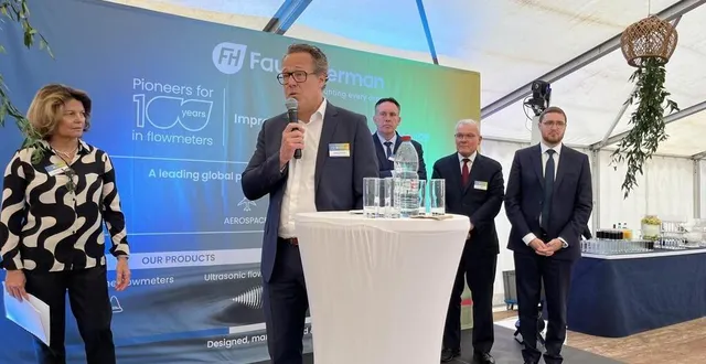 photo  la ferté-bernard, 26 juin 2025. matthieu cécillon, directeur général de faure herman depuis 2021, a fêté le centenaire de l’entreprise en présence des élus et d’environ 150 invités.  &copy;  le maine libre thomas négrier 