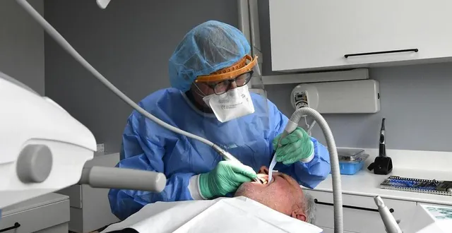 photo  l’installation d’un dentiste à coulans-sur-gée a ouvert un débat au sein des élus de la communauté de communes de lbn communauté, lors du dernier conseil communautaire le 25 juin 2025.  &copy;  archives ouest-france 