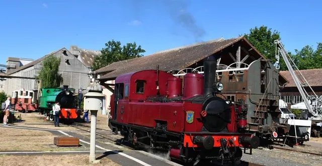 photo  le public a pu admirer de belle machine à vapeur.   &copy;  le maine libre 