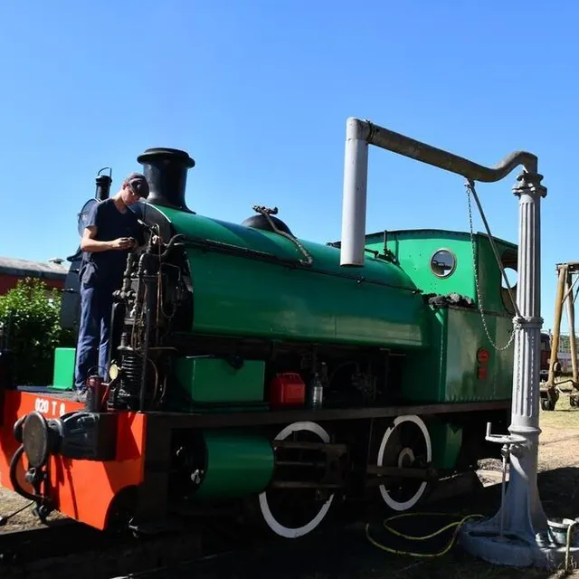 photo les machines revivaient leur épopée.  ©  le maine libre