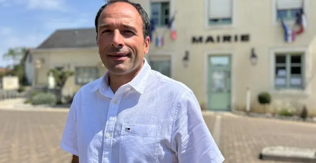 photo  anthony trifaut, est candidat aux municipales 2026 à montfort-le-gesnois.  &copy;  le maine libre 