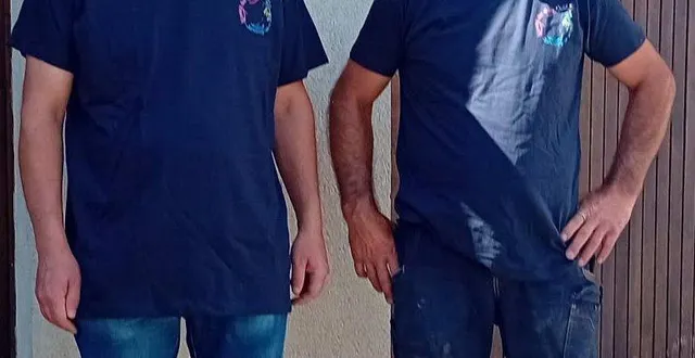 photo  wilfrid piel, à droite, accompagné de sébastien plumail.  &copy;  le maine libre 