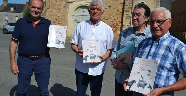 photo  jean-louis lemaître, jean-claude giteau, jean-marie arnoult et michel rezé ont présenté le livre.  &copy;  le maine libre 