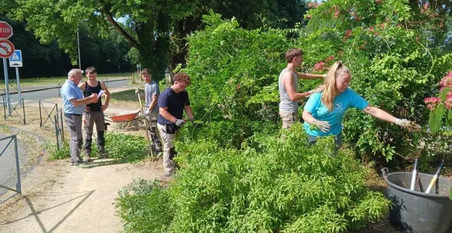 photo  les élèves de première bac pro aménagement paysager du lycée du fresne ont passé une épreuve d’examen en conditions réelles sur les haies et massifs du petit-vivier.  &copy;  co 