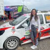 photo la pilote normande chloé bigot, originaire de flers (orne), engagée en coupe de france féminine aux championnats de france de rallycross 2025. ici, lors de la première manche, à lessay (manche), samedi 3 mai 2025