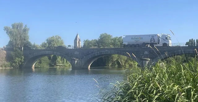 photo  le pont de la madeleine à noyen-sur-sarthe sera interdit à la circulation du 7 au 10 juillet 2025.  &copy;  ouest-france 
