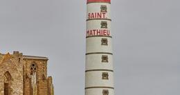 Info insolite  monter les 163 marches du phare de la pointe saint-mathieu ou le visiter virtuellement ? à vous de choisir ! 